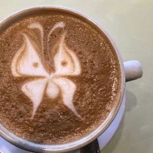 Meet your Posher, Julia